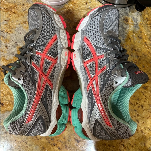 ASICS Gel Flux 2 size 7 - Picture 8 of 9